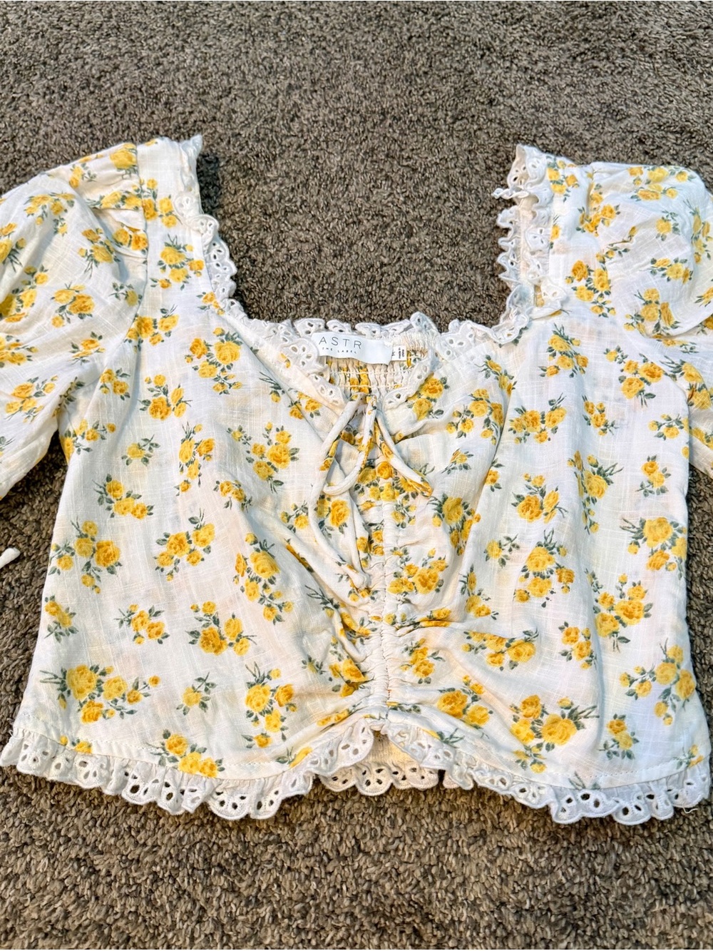 Astr White and Yellow Floral Lace-Trim Cropped Top